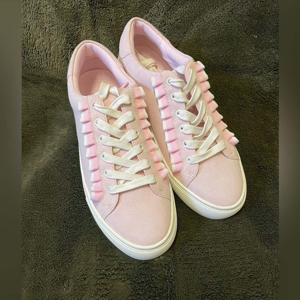 Tory Burch Ruffle sneaker pale pink Tory Sport size 8